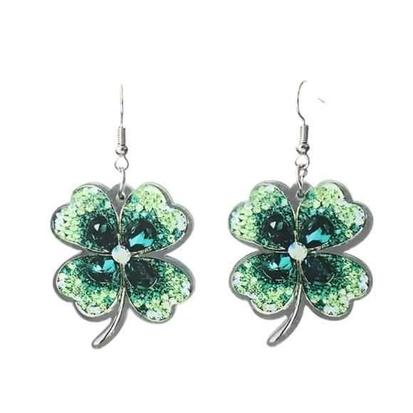 NEW!!!  Green Bling Bling Clover Design Dangle Earrings. - Picture 1 of 2